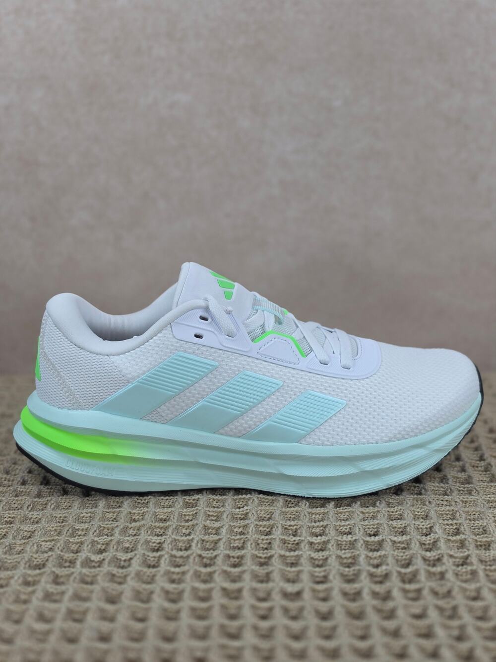 Adidas Galaxy 7 W JQ2610 Women’s 9 White Halo Mint Lime Burst – Brand New